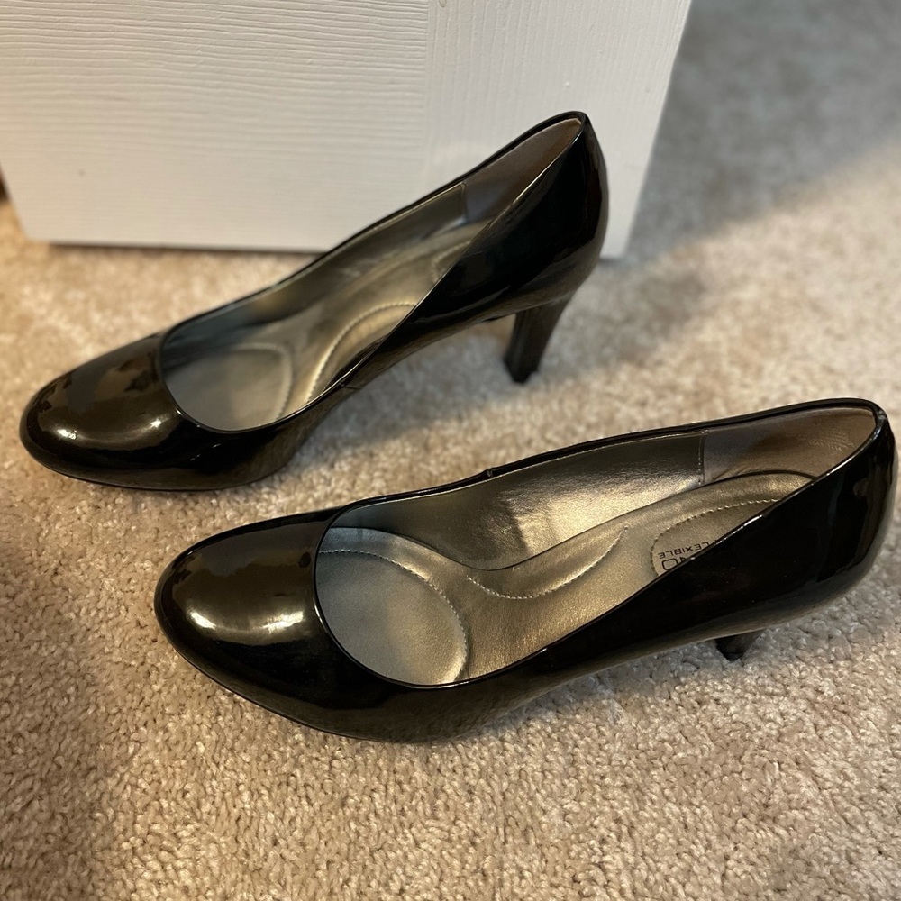 Bandolino Black Heels - Women’s 8.5